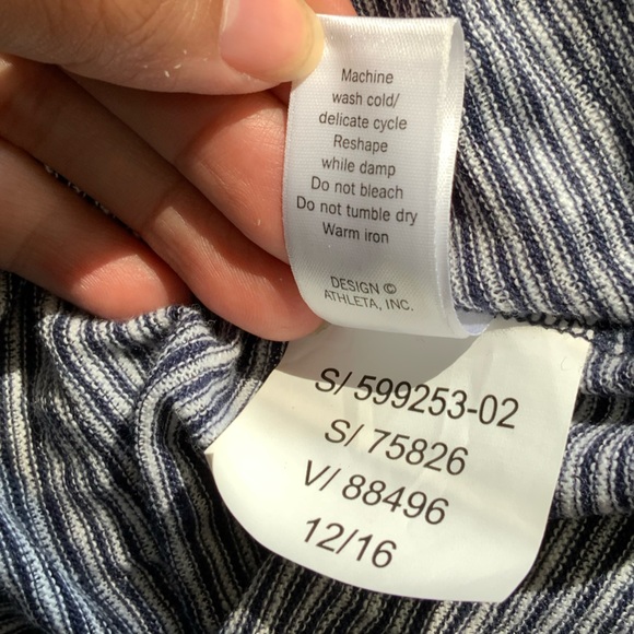 Athleta Linen Striped Zephyr 3/4 Sleeve Tee Size XS - Picture 7 of 7